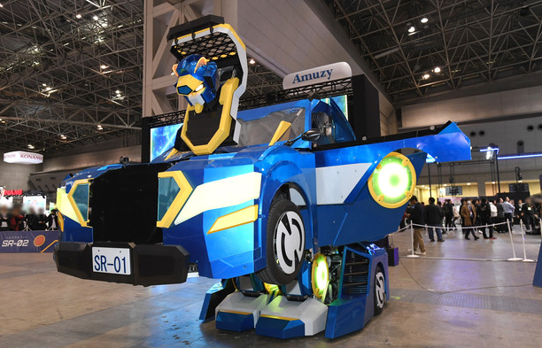 东京街机游戏庆典精彩掠影 巨大汽车变形机器人亮相
